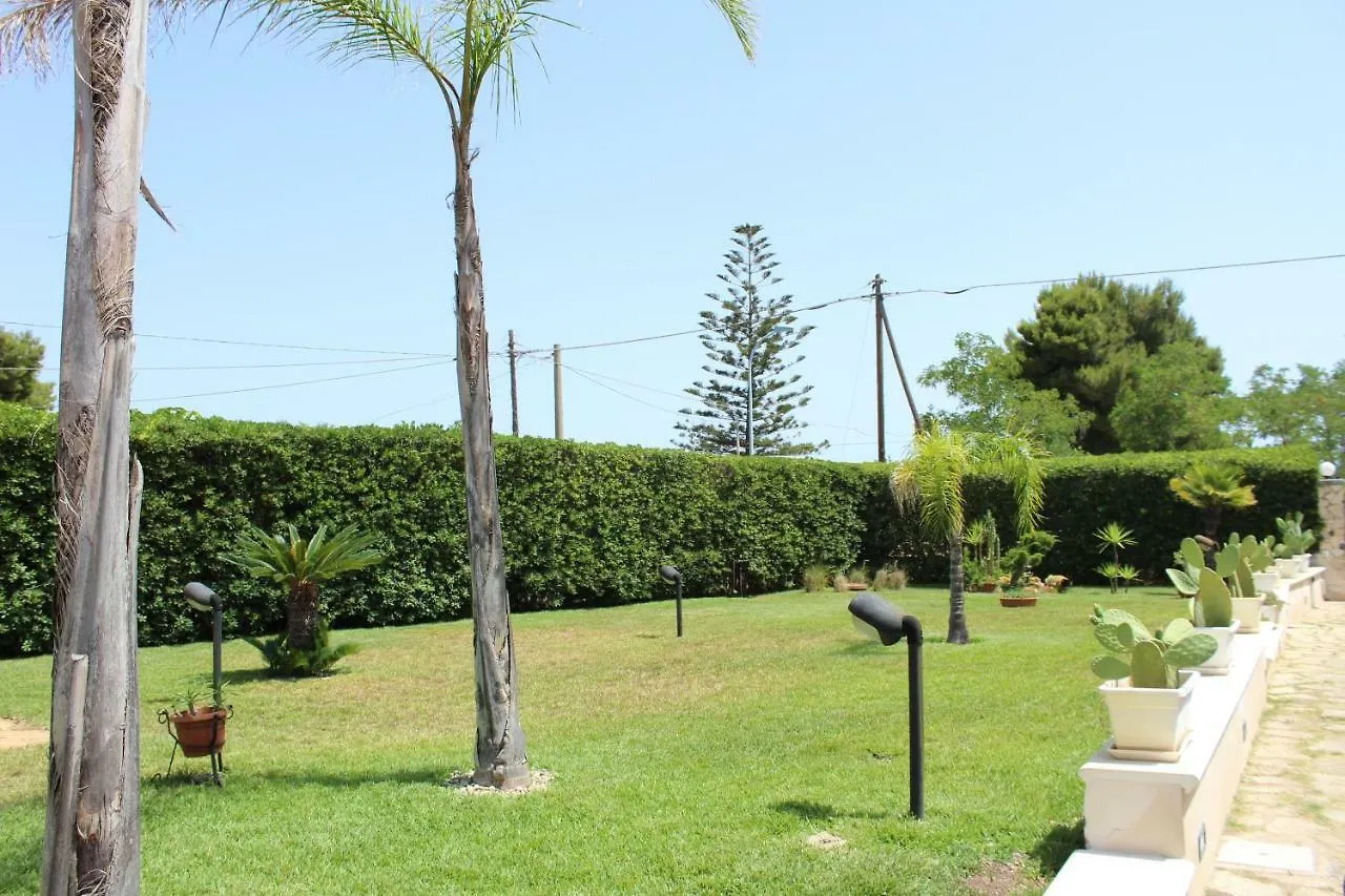 Villa Rosaria Fontane Bianche